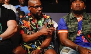 Мейвезер блогер билан жанг қилади (ФОТО)