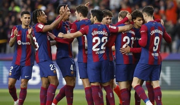 “Барса” А Сериянинг машҳур тўпурарини олмоқчи