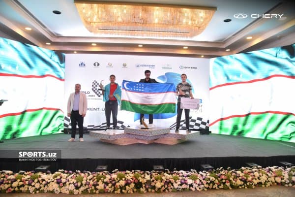 Шахмат. Тошкентда ўтказилган жаҳон чемпионатида Ўзбекистон терма жамоаси 1-ўринни эгалади