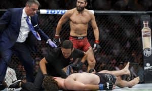 5 сонияда нокаут бўлган UFC жангчиси реванш истагида