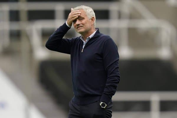 “Рома” натижа кўрсата олмаётган Моуриньо бўйича якуний қарорга келди!