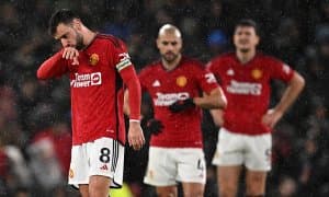 “Манчестер Юнайтед”дан ўн нафар футболчини ҳайдардим!