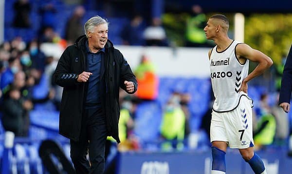 Анчелотти “Реал”га кўп гол урадиган ҳужумчини чақирди