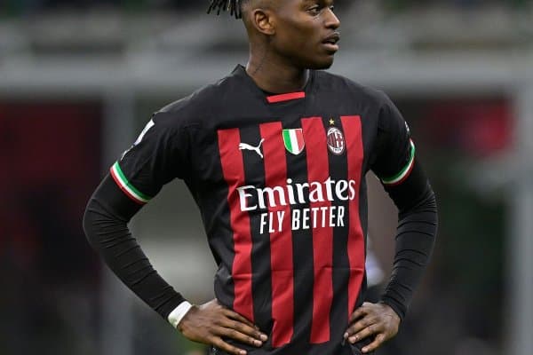 "Милан" Леау билан шартномани узайтира олмаса, бошқа футболчи сотиб олади