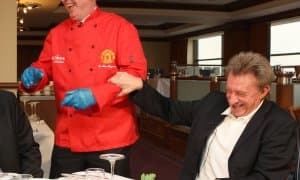 Бербатов: Янги йилда бизга Фергюсоннинг ўзи кечки овқат тайёрлаб берар эди