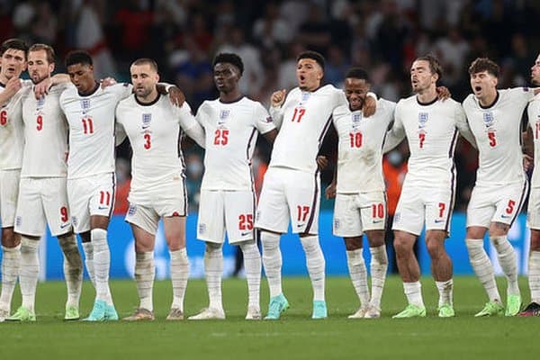 Англия терма жамоасининг энг зўр футболчиси аниқланди