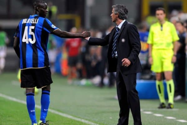 Ана холос! Моуриньо “Рома”га машҳур жанжалкаш Балотеллини чақирди