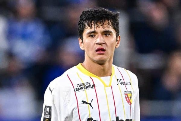 Германия чемпионлари Ҳусановни олиб кетмоқчи