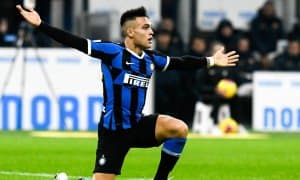 Машҳур футболчининг мулкига тушган ўғрилар ҳайратдан қотиб қолди