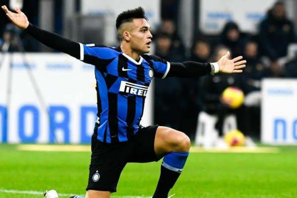 Машҳур футболчининг мулкига тушган ўғрилар ҳайратдан қотиб қолди