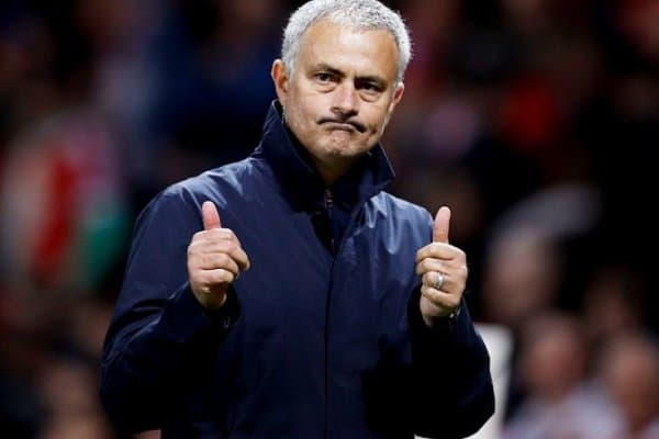 “Рома” икки футболчидан бирини танлаши керак