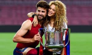 Пике Шакирани Англияга олиб кетади