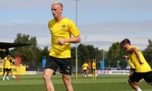 "Боруссия Дортмунд" ҳимоячиси "Бавария" собиқ бош мураббийи қўли остида тўп суриши мумкин