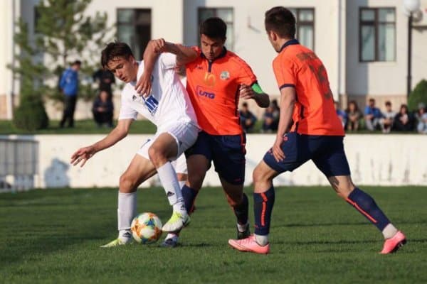 U-21 Биринчилигида 2-тур ниҳоясига етди