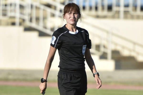 Аёллар футболи. Ўзбекистон Суперкубогини қайси ҳакам бошқаради?