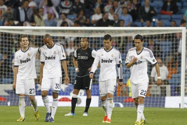 Фабиньо «Реал»да тўп сургани ёдингиздами? Кейннинг «Лестер» шарафини ҳимоя қилгани-чи? Таниқли футболчиларнинг фаолиятидаги унутилган саҳифалар