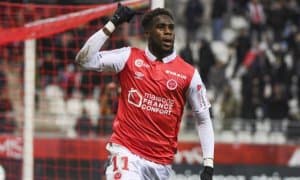 8 та ўйинда 8 та гол урган футболчи катта клубга ўтади