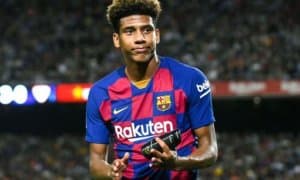 ПСЖ "Барса”дан футболчи кутяпти