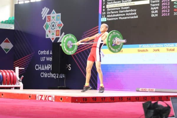 Оғир атлетика. Чирчиқда кичик ўсмирлар ўртасида (U15) Ўзбекистон чемпионати бошланди