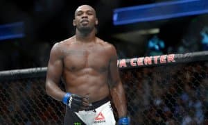 Жон Жонс Дастин Порьега мухлислик қилмоқчи