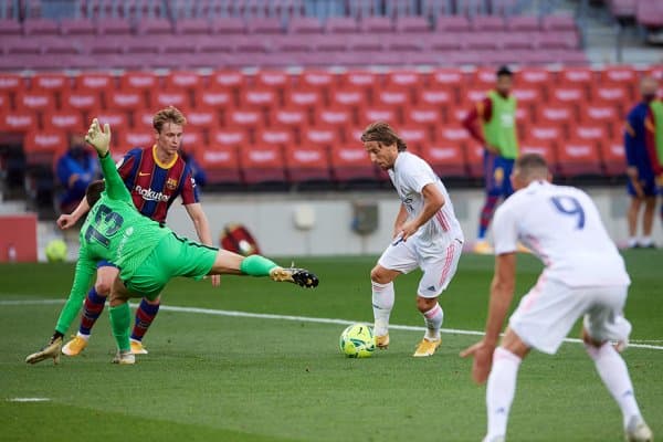 “Барса”га “Реал”нинг мана шу ўйинчисини олиш керак!