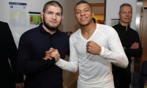 Мбаппе Ҳабиб Нурмагомедовга махсус совға берди