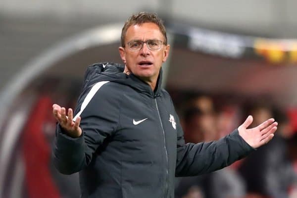 “Манчестер Юнайтед” ўйинчи танлайдиган мутахассисдан воз кечди