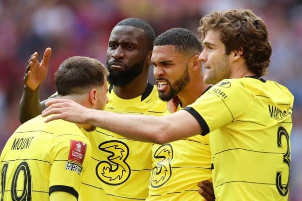 “Челси” юлдузи нега рақиб жамоага ўтиб кетганини айтди