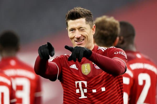 “Бавария”: Левандовски “аҳмоқлик” қилиб қўймасин!