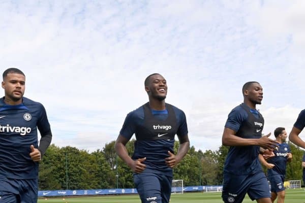 “Челси” Стерлингни ижарага жўнатди