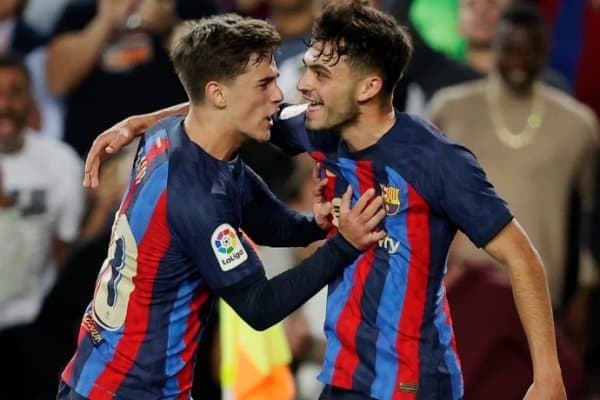 Пул керак: “Барса” энг ёрқин юлдузларини сотади