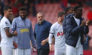 “Тоттенхэм” бир ой ичида учта футболчи олади