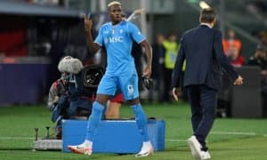 Виктор Осимхен “Наполи”ни судга бермоқчи