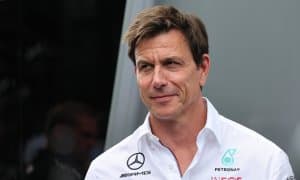 "Мерседес" директори: "Етакчилар орасидаги рақобат жуда юқори"