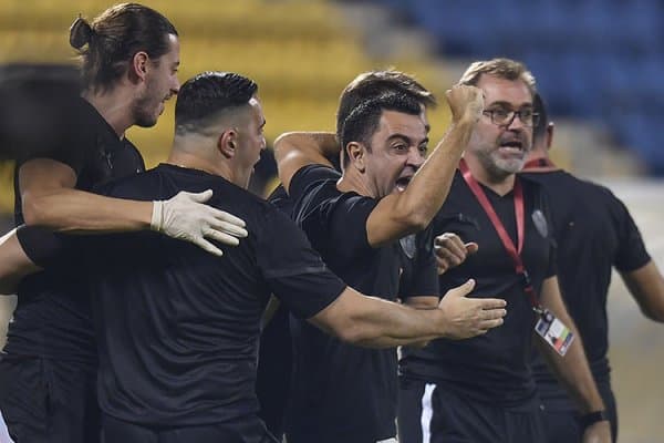 Хави энг зўр футболчи кимлигини ва уни “Барса”да кўришни орзу қилишини айтди