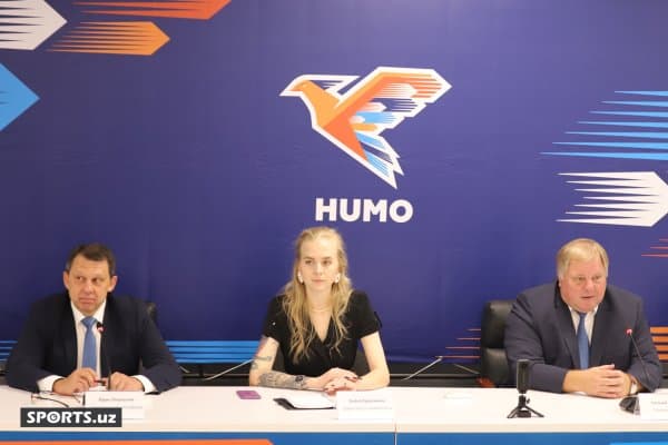 "Ҳумо" ҳоккей клуби янги мавсум олдидан матбуот анжумани ўтказди (фотогалерея)