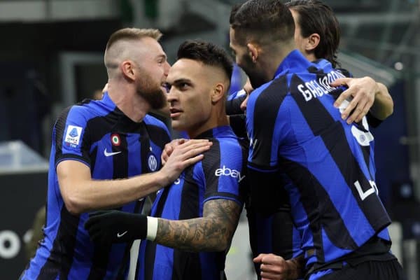 А Серияда “Реал” ёки “Сити”да ўйнашга ярайдиган фақат бир футболчи бор! У ким?