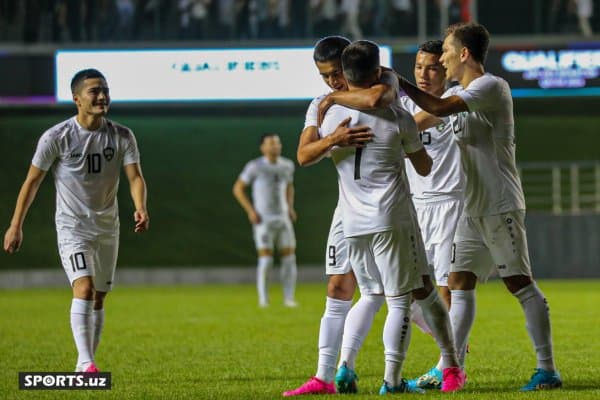 Олимпиячиларимиз рақиб дарвозасига 10та гол урган ўйиндан фотогалерея