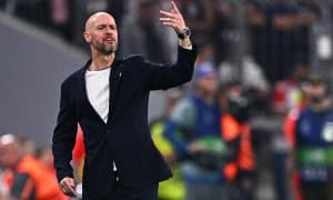 “Манчестер Юнайтед” уч ҳимоячини кутяпти