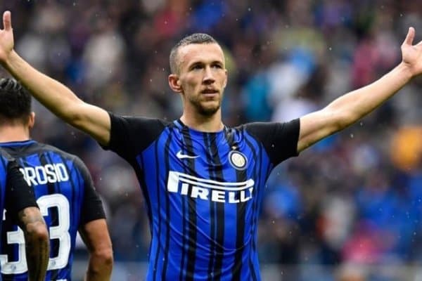 МЮ требл қайд этган футболчини нишонга олди