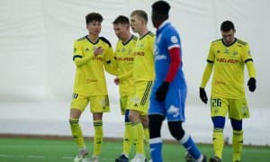 Шаҳбоз Умаров "Динамо" (Киев) дарвозасига ажойиб гол киритди (видео)