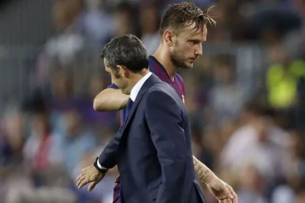 Иван Ракитич ва Эрнесто Вальверде ўртасида келишмовчилик бормиди?