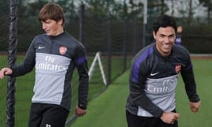 Аршавин "Зенит" футболчисини АПЛга ўтишида кўмаклашиши мумкин