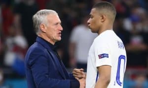 Дешам Мбаппега кутилмаган “зарба” беради