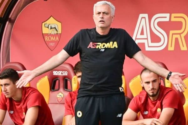 Моуриньо А Серия етакчиси “Наполи” қачон мағлуб бўлишини айтди