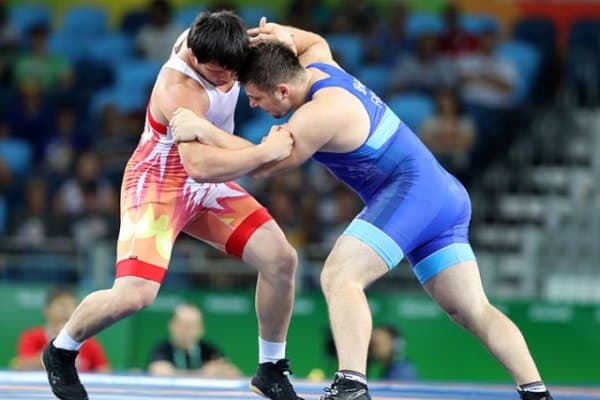 Юнон рум кураши: Мўминжон Абдуллаев ярим финалда