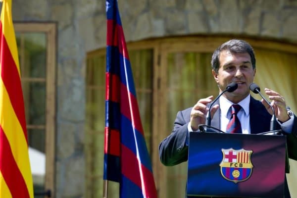 “Барса” президенти биринчи супертрансферни ҳал қилди