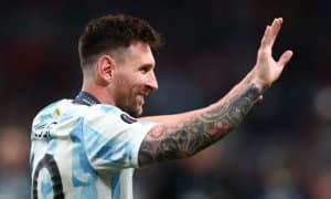 Бенземага Мессининг шериги ёрдам беради