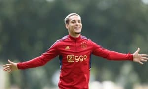 “Манчестер Юнайтед” Антонини тарихга муҳрлади