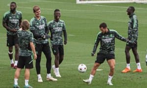 “Реал” тўрт футболчига чиқиш эшикларини кўрсатди